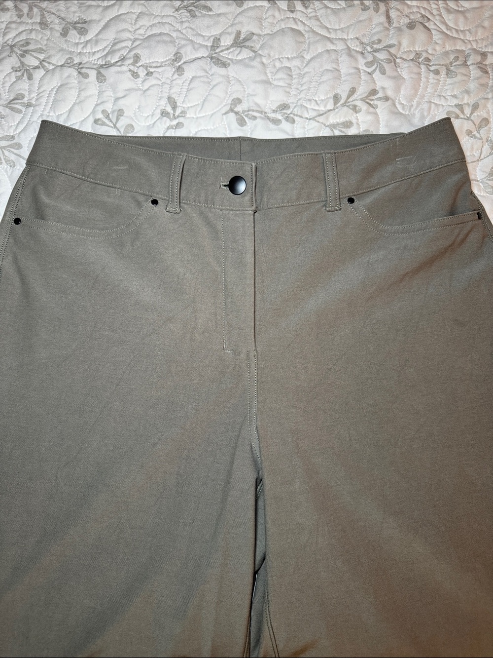 Lululemon City Sleek 5 Pocket Wide-Leg High-Rise Pant Olive/Green Size 30 LW5ENJ - Picture 5 of 13